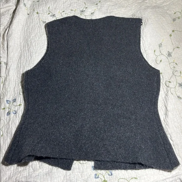 Zara Sleevless Knit Button up Sweater Vest - Picture 2 of 6